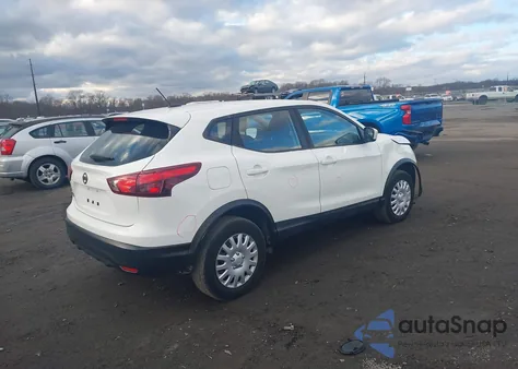 2018 Nissan Rogue Sport S z USA, uszkodzony, nr VIN JN1BJ1CP3JW154532